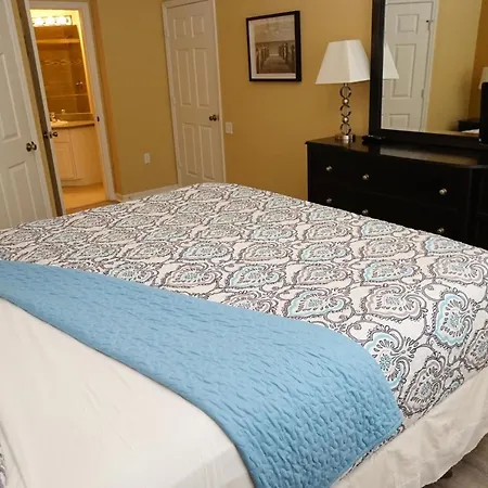 Windsor Hills Resort- 401-2