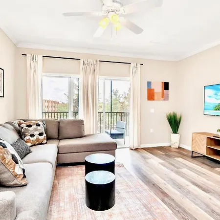 2Br Condo - W Hot Tub & Pool - Near Disney-3