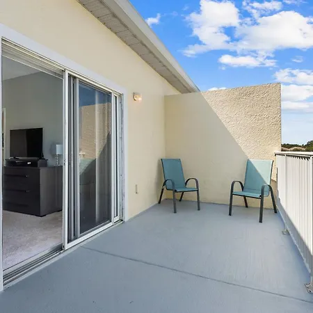 Modern Decor 3 Bedroom Perfect For 8 People Sr1543-3