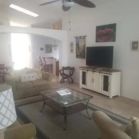 Orange Tree Home With Private Pool And Spa-2