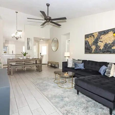 Lilys Stylish Villa Close To Disney Ideal For Long Stays-3