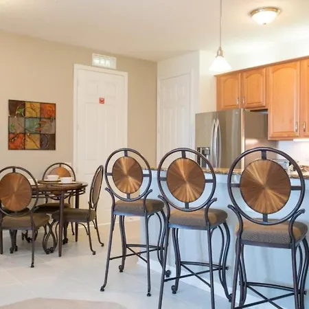Lake View Delight Condo-3