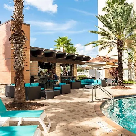 Amazing 1 Bedroom Resort 2 Miles From Universal-2
