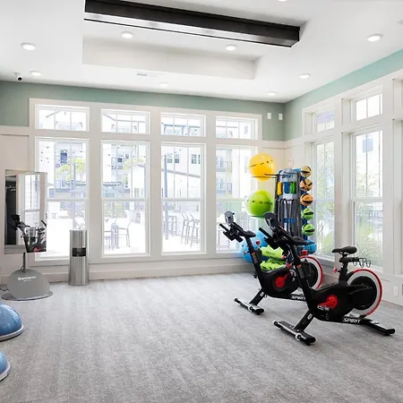 Complete Cozy 2Bed Apartment 10 Min To Parks Allows Pet, Resort-Style Amenities-2