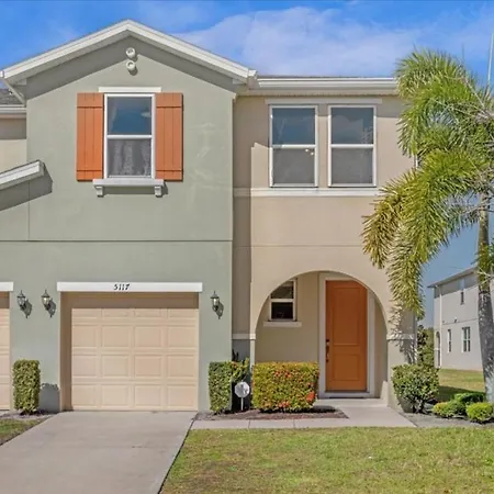 4 Bedrooms - 3,5 Bathrooms - Compass Bay 5117 Kw-3