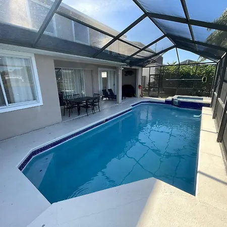 5 Bedrooms - 3,5 Bathrooms - Sunset Lakes 2943 Sv-3