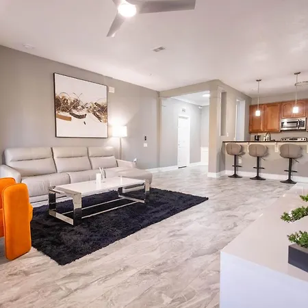 Disney Parks- International Dr - Orlando Luxury Condominium- Fully Equipped - 3Bed & 2 Bath--3