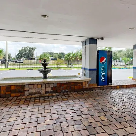 Days Inn By Wyndham Orlando Downtown-2