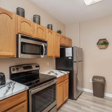 2821 Almaton #204-3