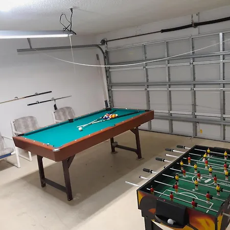 Three-Bedroom House In Clear Creek-3