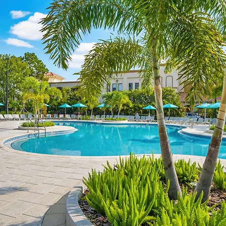 Luxurious Condo W Modern Design, Near Disney-2