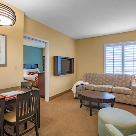 Staysky Suites I-Drive Orlando Near Universal-2