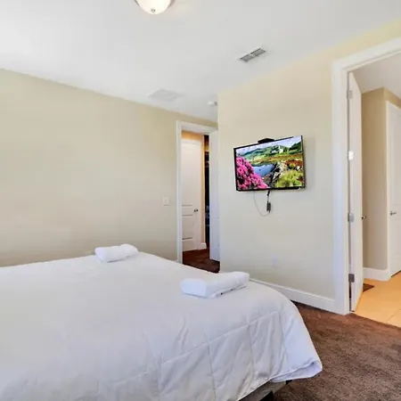 25% Off 8Br Villa Wprivate Poolspagame Movie Room-2