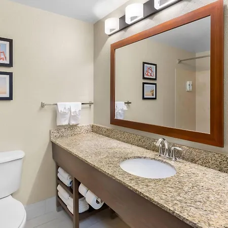 Comfort Suites Near Universal Orlando Resort-3