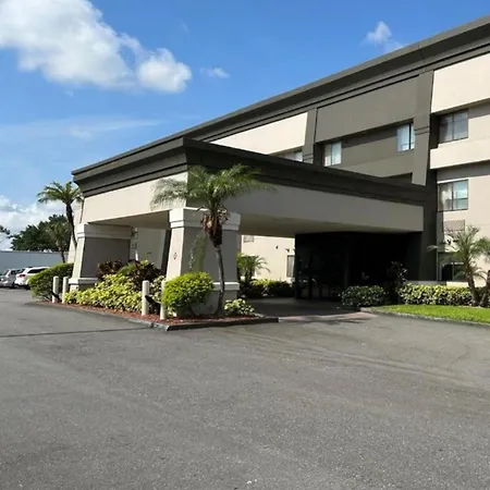Baymont By Wyndham Orlando South-2