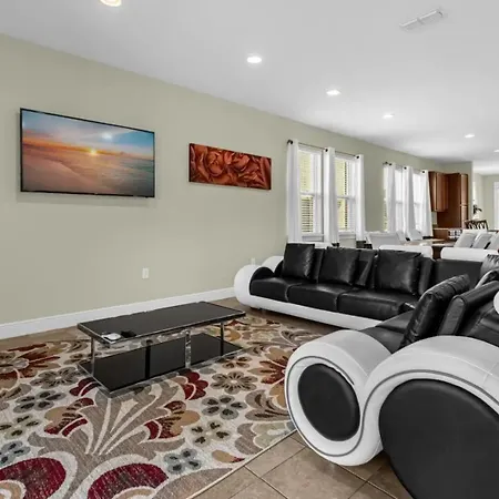 Multiple Family Homes - 23 Rooms Poolsspas-2
