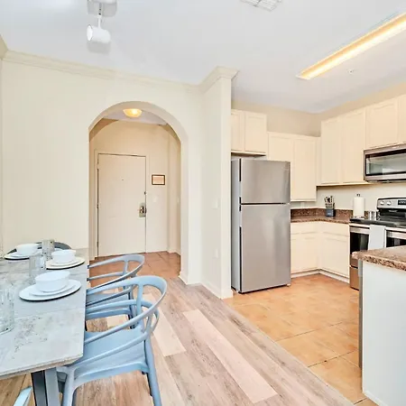 Bright Condo, Near Disney!-2