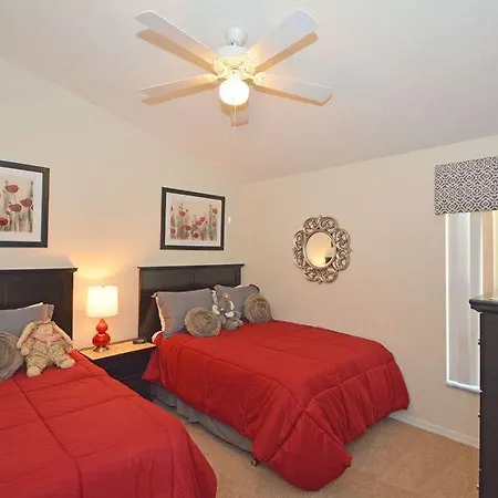 Stunning 5 Bed Pool Home In Indian Creek Kissimmee Fl-3