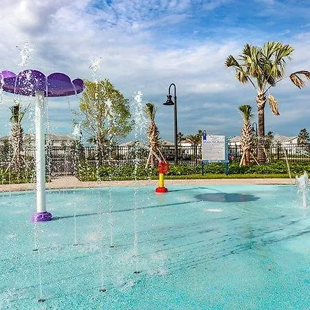 Stunning Storey Lake 4 Bed 3 Bath Townhome With Splash Pool-3