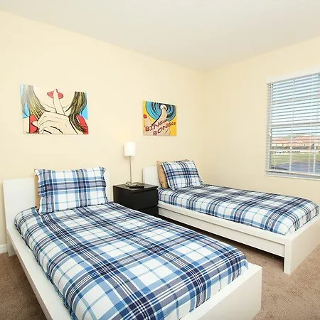 Lovely Paradise Palms 4 Bed 3 Bath Town Home-3