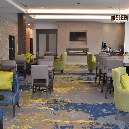 La Quinta Inn & Suites By Wyndham Orlando I-Drive Theme Parks-3