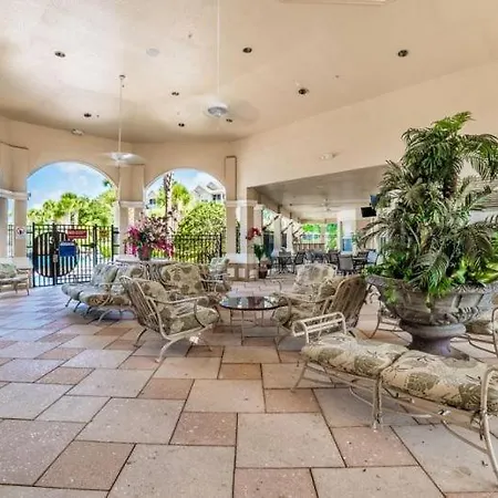 Gorgeous 5 Bedroom 5 Bath Pool Home In Windsor Hills-3