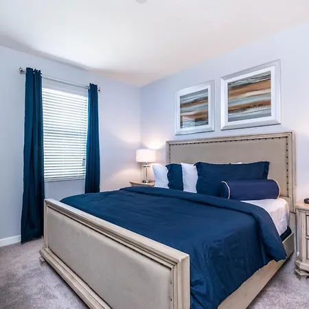 Luxury Lake View 8 Bedroom Villa With Games Room-3