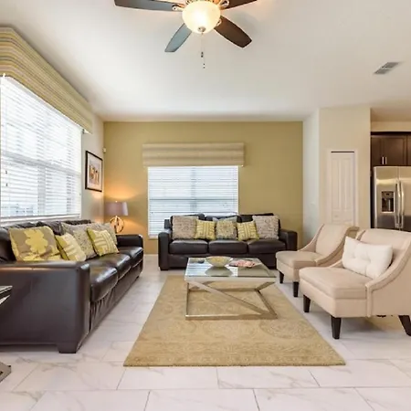 Four-Bedroom Townhome Kissimmee-2