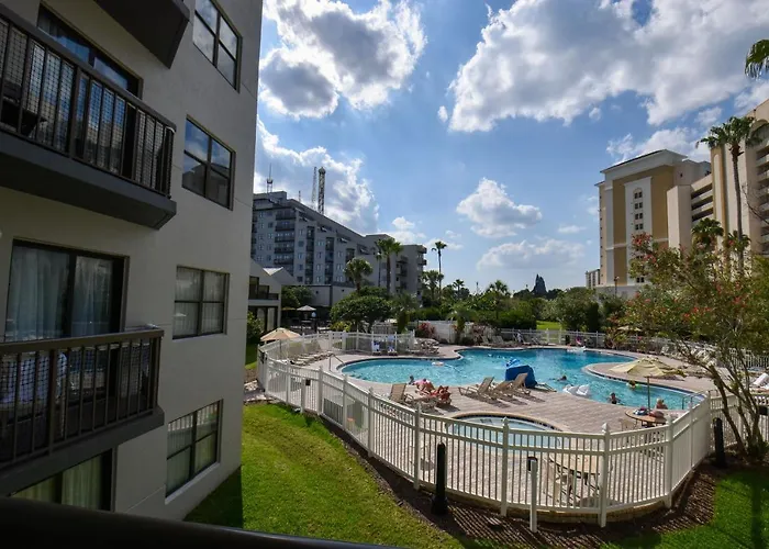 #1 Resort Style Living!!!! Close To All Attractions-Tourist Central!