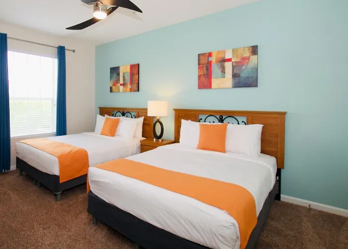 Pet friendly Vista Cay Standard 3 Bedroom Condo Orlando