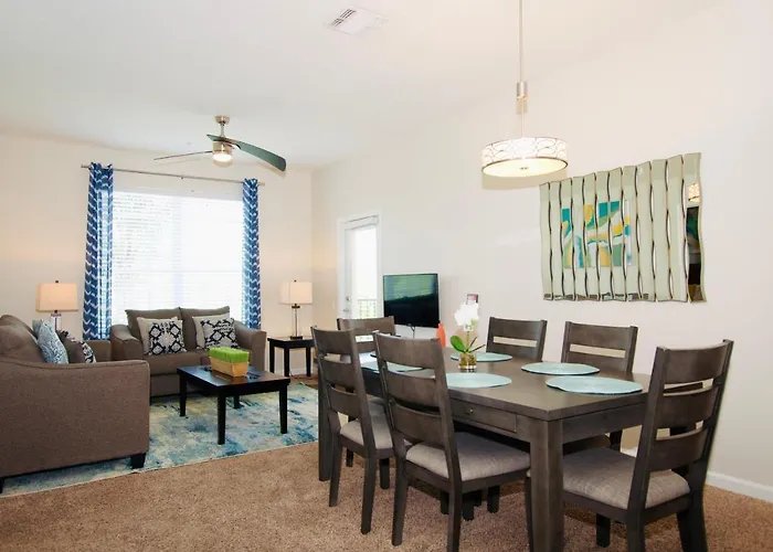 Pet friendly Vista Cay Standard 3 Bedroom Condo Orlando