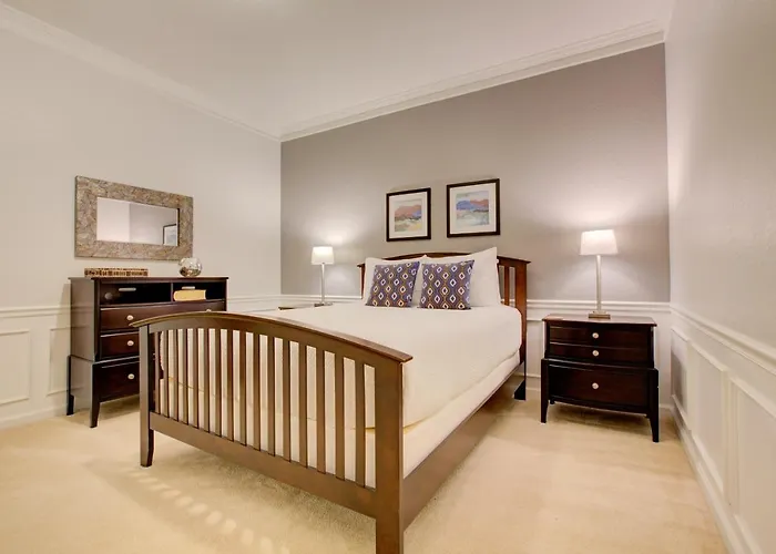 Cozy Condo Wprivate Balcony In Vista Cay Resort