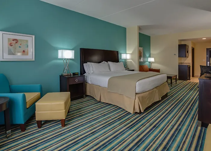 Holiday Inn Express Hotel & Suites Orlando East-Ucf Area By Ihg