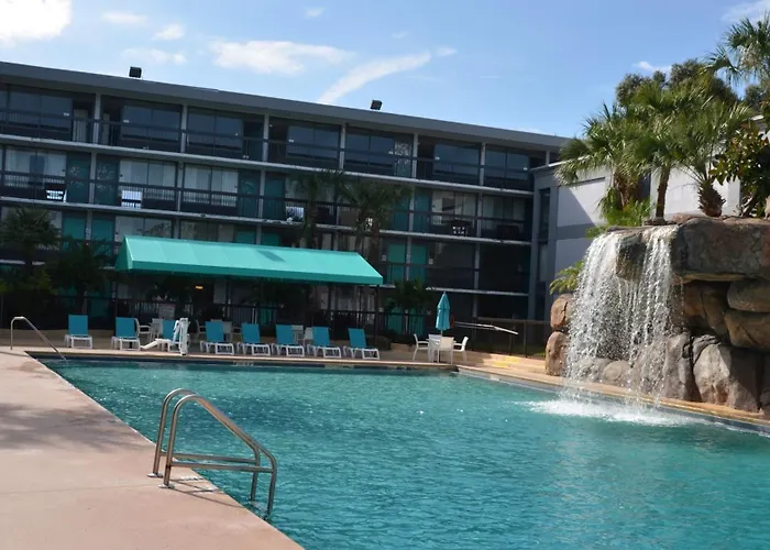 Opal Hotel & Suites (Adults Only)