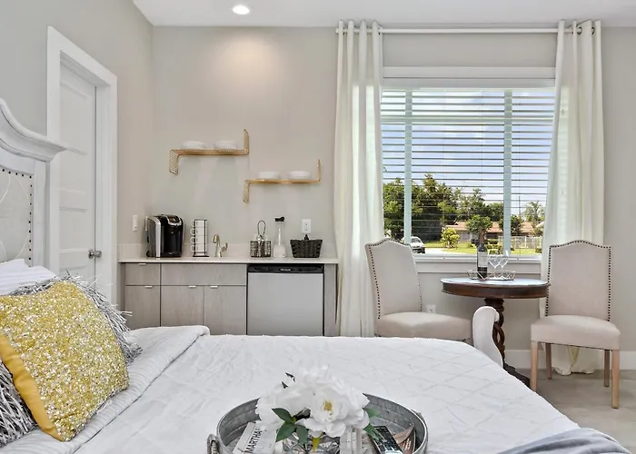 Centrally Located Guest Suite Retreat