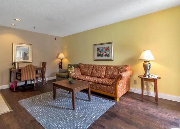 Studio With Double Bed And Community Pool Miles From Disney! Orlando