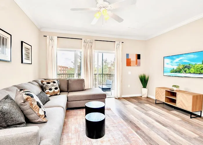2Br Condo - W Hot Tub & Pool - Near Disney