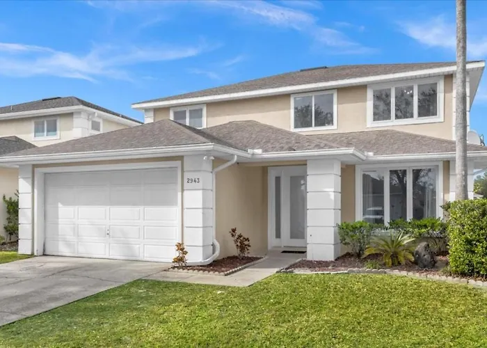 5 Bedrooms - 3,5 Bathrooms - Sunset Lakes 2943 Sv Orlando