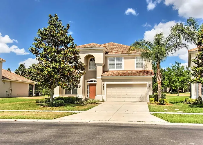 Spacious Kissimmee Villa - 3 Mi To Disney World!