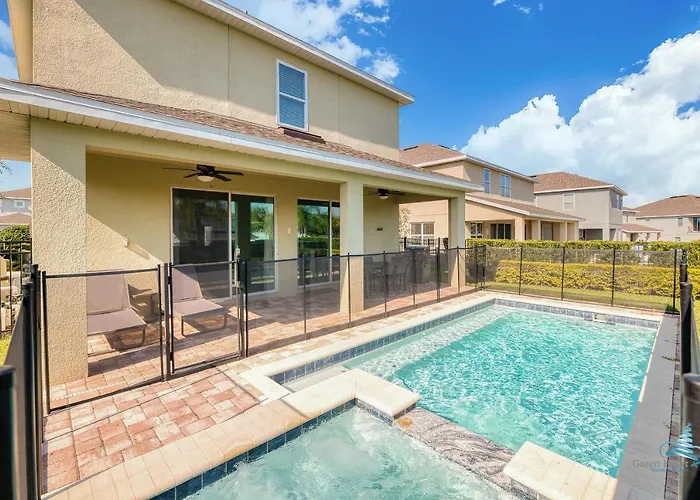 Gorgeous Luxury Home W Pool & Spa Near Disney