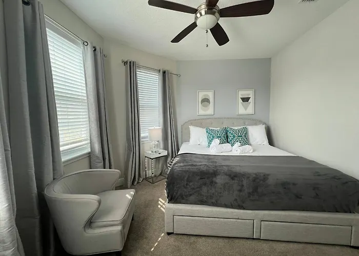 Encore Resort 11 Bedroom Home With Pool 2117