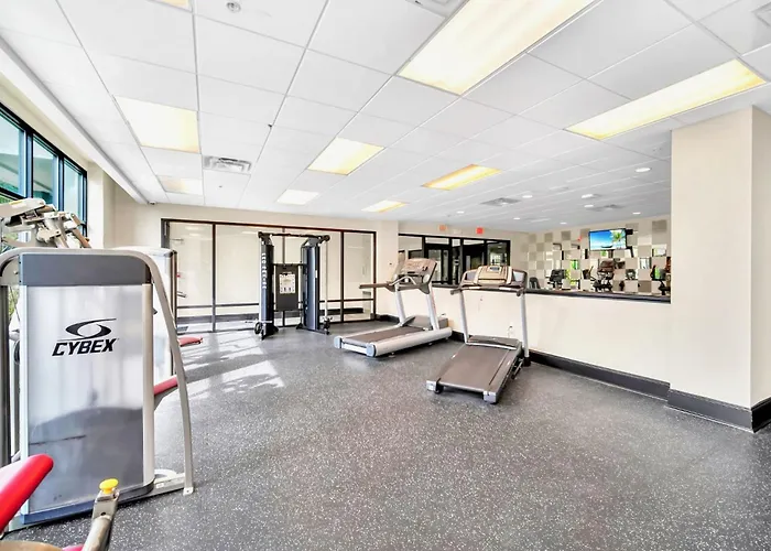 Stunning 2Br Condo With Pool, Near Disney!