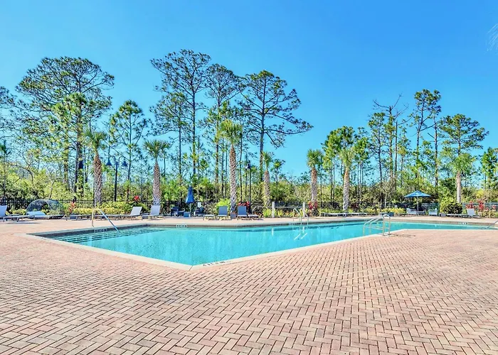 Refreshing 3Br Apartment Near Disney - Pool And Hot Tub!