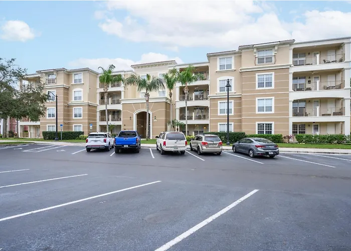 Epic Universe Vista Cay Lakeview Condo - 1019 Orlando