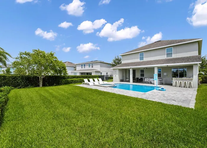 Striking Home With Games, Outdoor Kitchen Near Disney With Waterpark & Resort Access At Encore Resort - 7742Ff