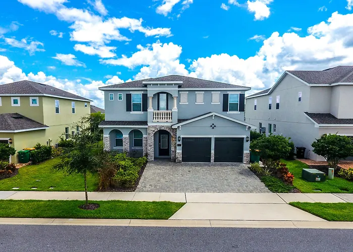 Amazing Five Bedrooms House With Private Pool At Encore Resort 7711 Four Corners