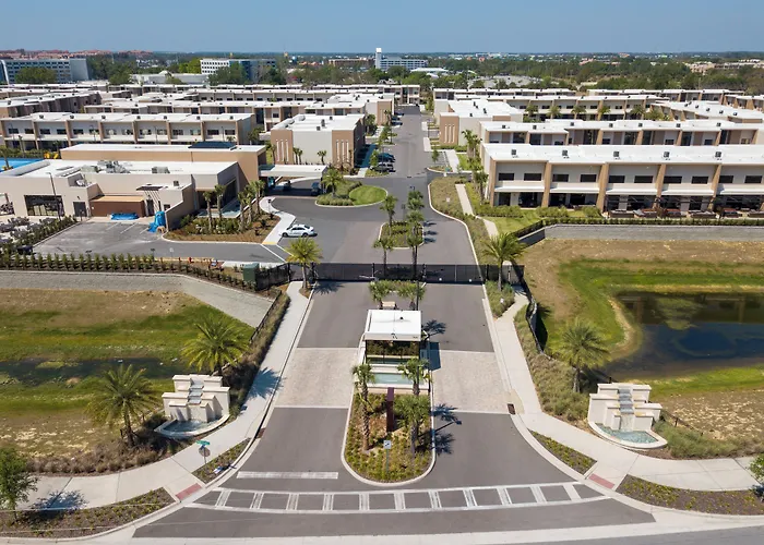 Splendid 3 Bd Close To Disney @ Magic Village 7486