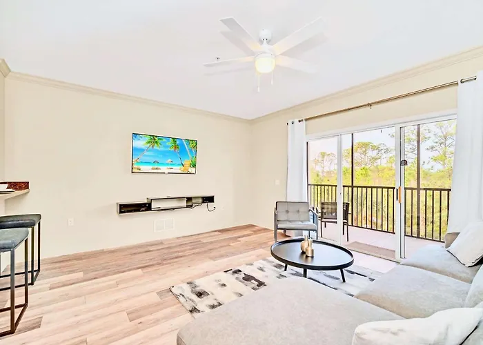 Bright 2Br Condo With Pool - Near Disney!