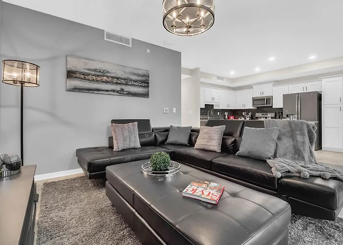 Haustierfreundliches 2 Bedrooms 2 Bathrooms Storey Lake 3120-106 Pc Orlando