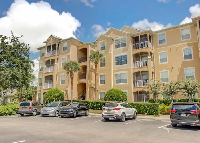 Martin'S Windsor Hills - Three Bedroom Condominum 303